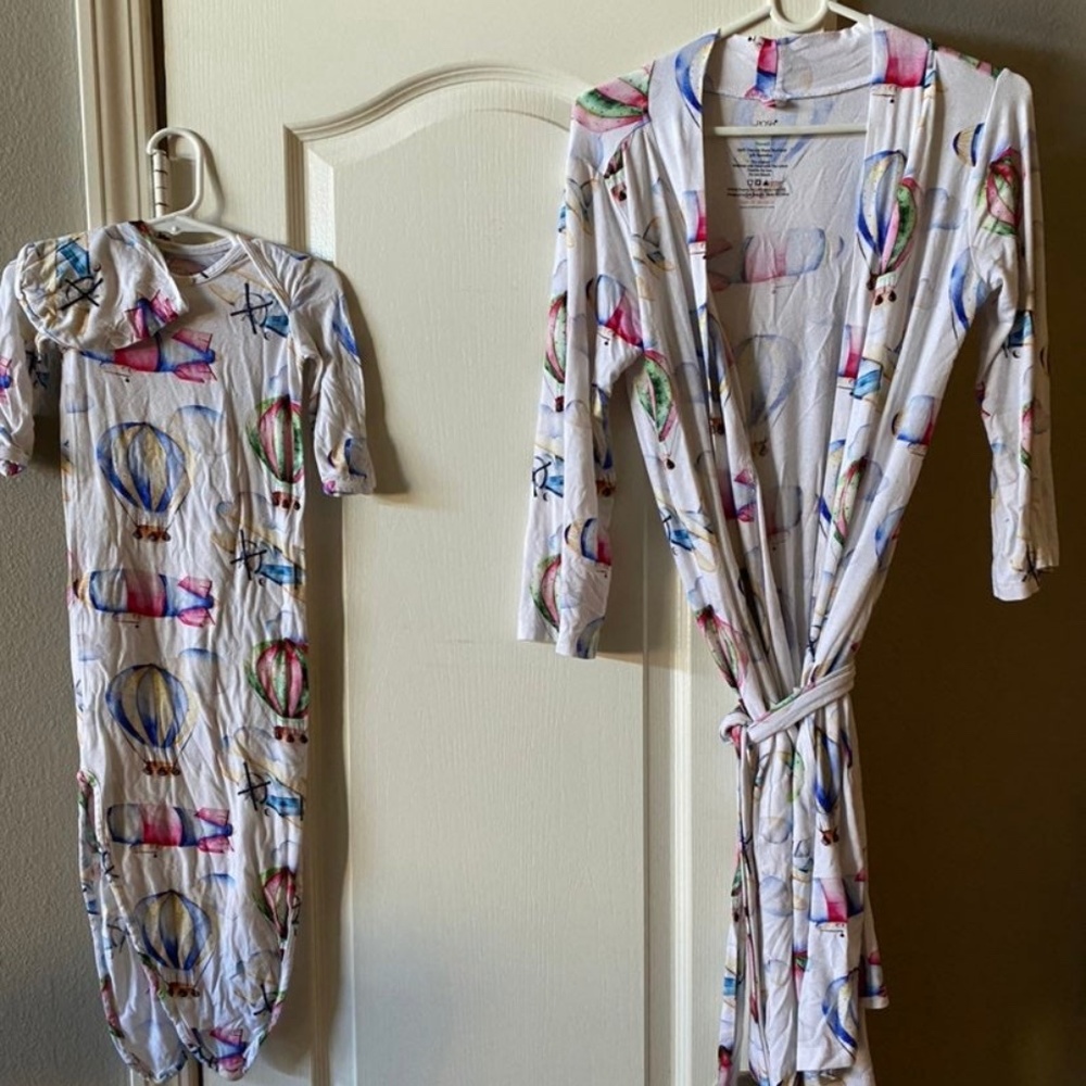 Posh Peanut Vintage Hot Air Balloon Robe and NB Gown